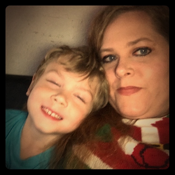 Meet your Posher, Denet - Picture 1 of 1